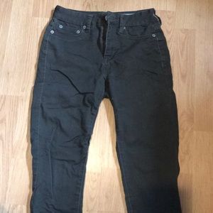 Aeropostale army green size 4 skinny jeans